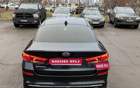 KIA Optima IV, 2019 год, 1 950 000 рублей, 5 фотография