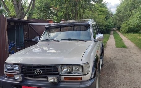 Toyota Land Cruiser 80 рестайлинг, 1997 год, 2 550 000 рублей, 1 фотография