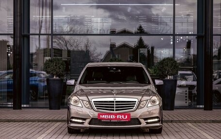 Mercedes-Benz E-Класс, 2012 год, 1 695 000 рублей, 2 фотография