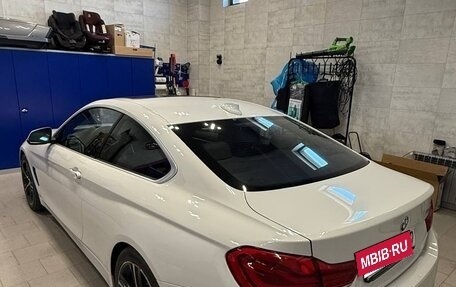 BMW 4 серия, 2018 год, 3 050 000 рублей, 3 фотография