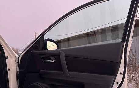 Mazda 6, 2011 год, 1 139 000 рублей, 21 фотография