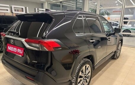 Toyota RAV4, 2021 год, 4 110 000 рублей, 4 фотография