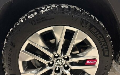 Toyota RAV4, 2021 год, 4 110 000 рублей, 15 фотография