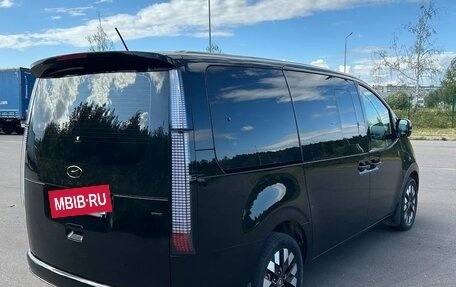 Hyundai Staria, 2021 год, 5 200 000 рублей, 7 фотография