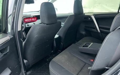 Toyota RAV4, 2016 год, 1 799 000 рублей, 6 фотография