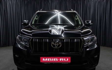 Toyota Land Cruiser Prado 150 рестайлинг 2, 2021 год, 6 498 000 рублей, 2 фотография