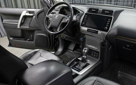 Toyota Land Cruiser Prado 150 рестайлинг 2, 2021 год, 6 498 000 рублей, 11 фотография