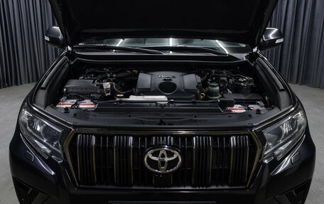 Toyota Land Cruiser Prado 150 рестайлинг 2, 2021 год, 6 498 000 рублей, 9 фотография