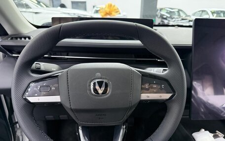 Changan Eado, 2025 год, 1 580 000 рублей, 6 фотография