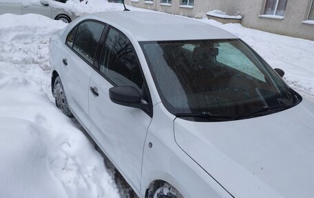 Skoda Rapid I, 2016 год, 1 000 000 рублей, 2 фотография