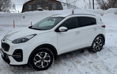 KIA Sportage IV рестайлинг, 2019 год, 2 200 000 рублей, 3 фотография