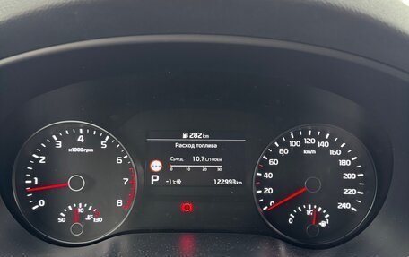 KIA Sportage IV рестайлинг, 2019 год, 2 200 000 рублей, 8 фотография