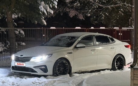 KIA Optima IV, 2019 год, 1 300 000 рублей, 3 фотография