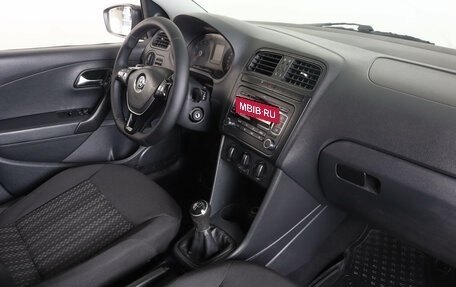 Volkswagen Polo VI (EU Market), 2015 год, 699 000 рублей, 12 фотография