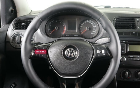 Volkswagen Polo VI (EU Market), 2015 год, 699 000 рублей, 16 фотография