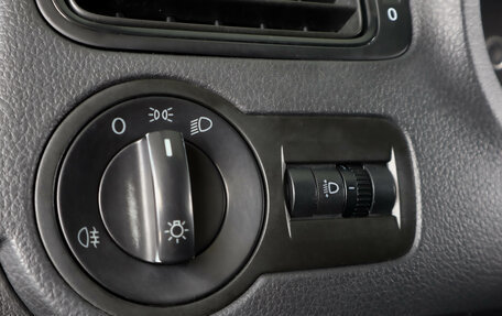 Volkswagen Polo VI (EU Market), 2015 год, 699 000 рублей, 21 фотография