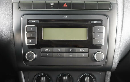 Volkswagen Polo VI (EU Market), 2015 год, 699 000 рублей, 19 фотография