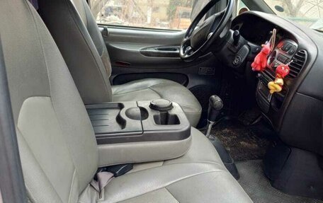 Hyundai H-1 II рестайлинг, 2007 год, 670 000 рублей, 7 фотография