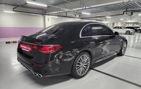 Mercedes-Benz E-Класс, 2025 год, 6 100 000 рублей, 5 фотография