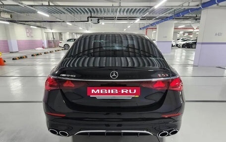 Mercedes-Benz E-Класс, 2025 год, 6 100 000 рублей, 4 фотография