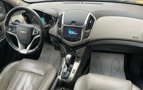 Chevrolet Cruze II, 2014 год, 589 000 рублей, 8 фотография