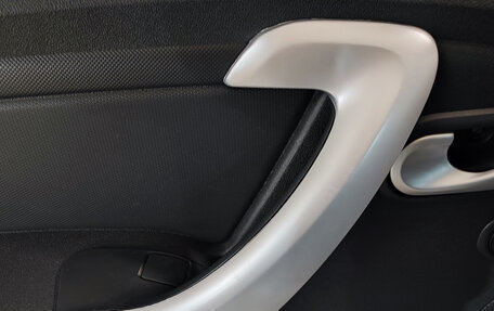 Renault Sandero I, 2014 год, 800 000 рублей, 14 фотография