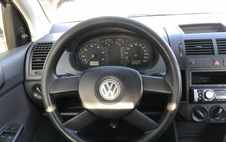 Volkswagen Polo IV рестайлинг, 2003 год, 350 000 рублей, 12 фотография