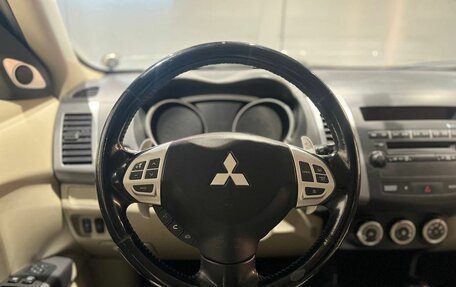 Mitsubishi Outlander III рестайлинг 3, 2008 год, 1 150 000 рублей, 13 фотография