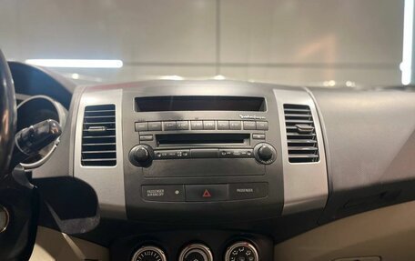 Mitsubishi Outlander III рестайлинг 3, 2008 год, 1 150 000 рублей, 15 фотография