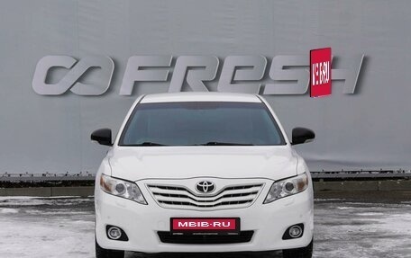 Toyota Camry, 2010 год, 1 300 000 рублей, 3 фотография