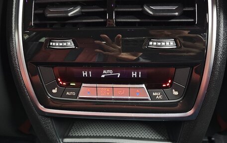 BMW X6 M, 2025 год, 17 498 000 рублей, 13 фотография