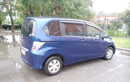 Honda Freed I, 2013 год, 1 389 000 рублей, 2 фотография