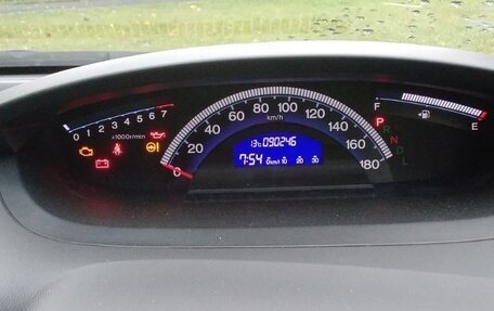 Honda Freed I, 2013 год, 1 389 000 рублей, 21 фотография