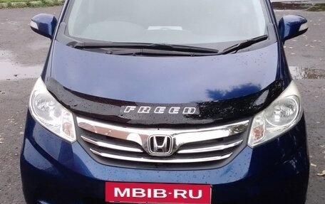 Honda Freed I, 2013 год, 1 389 000 рублей, 27 фотография