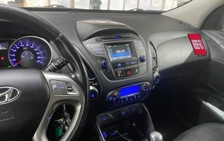Hyundai ix35 I рестайлинг, 2014 год, 1 450 000 рублей, 10 фотография
