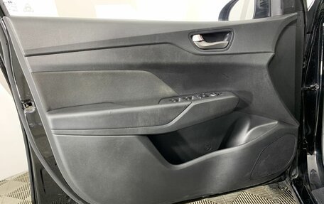 Hyundai Solaris II рестайлинг, 2019 год, 1 384 000 рублей, 8 фотография