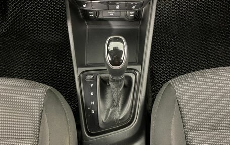 Hyundai Solaris II рестайлинг, 2019 год, 1 384 000 рублей, 13 фотография