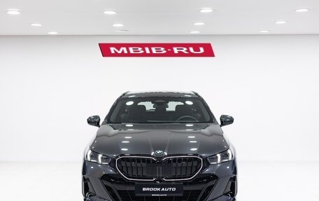 BMW 5 серия, 2024 год, 8 990 000 рублей, 2 фотография
