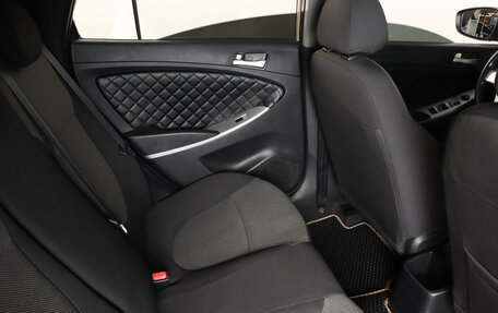 Hyundai Solaris II рестайлинг, 2011 год, 819 000 рублей, 10 фотография