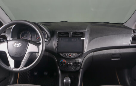 Hyundai Solaris II рестайлинг, 2011 год, 819 000 рублей, 12 фотография