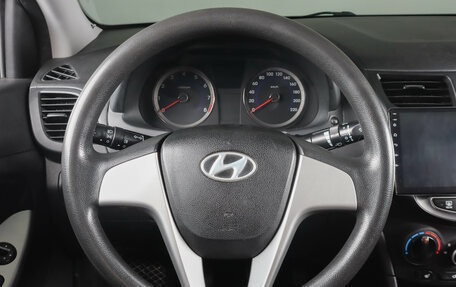 Hyundai Solaris II рестайлинг, 2011 год, 819 000 рублей, 13 фотография