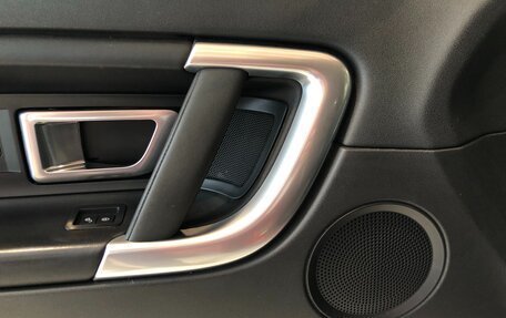 Land Rover Discovery Sport I рестайлинг, 2017 год, 2 230 000 рублей, 9 фотография