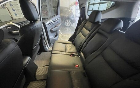 Mitsubishi Pajero Sport III рестайлинг, 2018 год, 3 300 000 рублей, 11 фотография