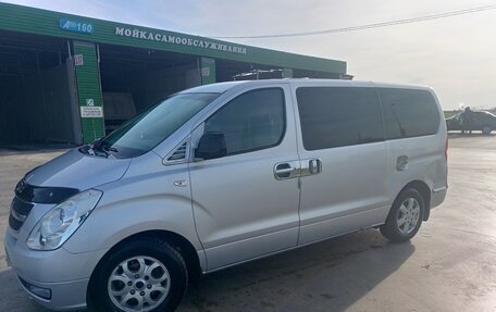Hyundai Grand Starex Grand Starex I рестайлинг 2, 2010 год, 1 530 000 рублей, 11 фотография