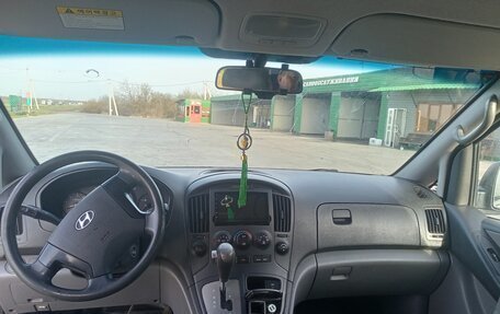 Hyundai Grand Starex Grand Starex I рестайлинг 2, 2010 год, 1 530 000 рублей, 4 фотография