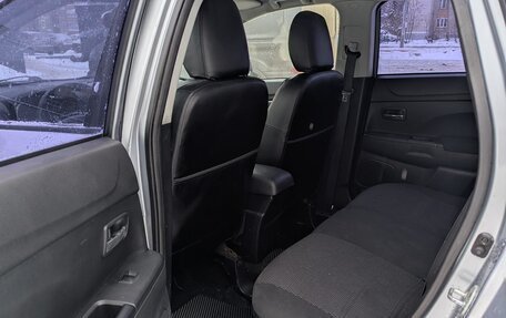 Mitsubishi ASX I рестайлинг, 2010 год, 850 000 рублей, 11 фотография