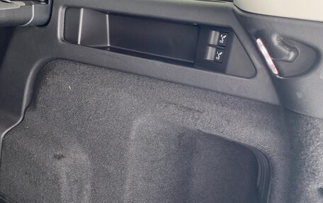 Land Rover Discovery Sport I рестайлинг, 2019 год, 3 500 000 рублей, 20 фотография