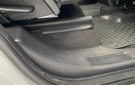 Land Rover Discovery Sport I рестайлинг, 2019 год, 3 500 000 рублей, 28 фотография