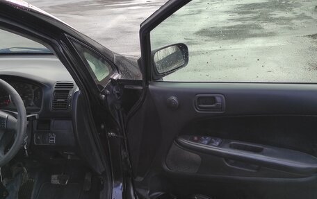 Honda Stream I рестайлинг, 2002 год, 480 000 рублей, 12 фотография