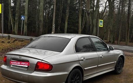 Hyundai Sonata IV рестайлинг, 2002 год, 350 000 рублей, 7 фотография